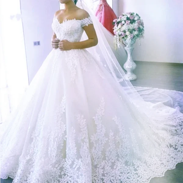 Real Video Custom Made White Ivory Off Shoulder Plus Size Vestido De Noiva 2025 New Wedding Dress Long Tain Bridal Tull Mariage