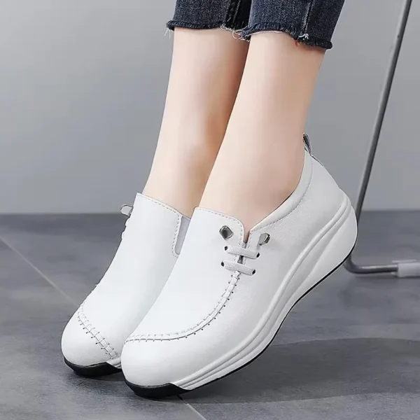 2025 Women Flats Comfortable Loafers Shoes Woman Breathable Leather Sneakers Women Fashion Black Soft Casual Shoes - Image 3
